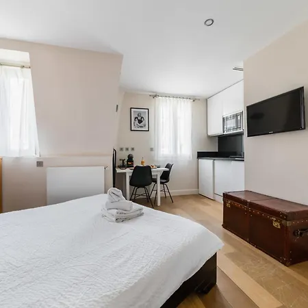 Refait A Neuf Metro Pereire 17 - 2p Apartment